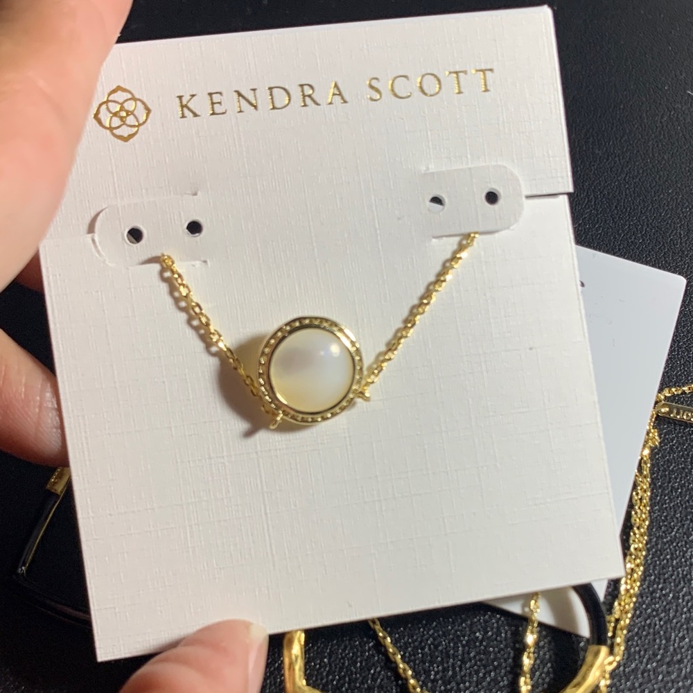 Kendra Scott Gold volleyball necklace. - Picture 3 of 5